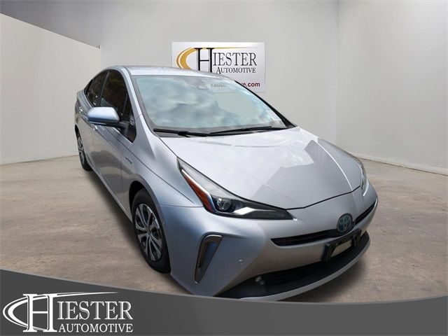 2021 Toyota Prius XLE