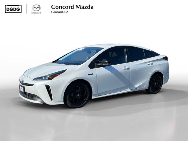 2021 Toyota Prius L Eco