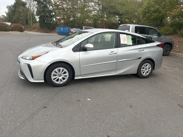 2021 Toyota Prius LE