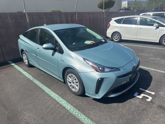 2021 Toyota Prius L Eco