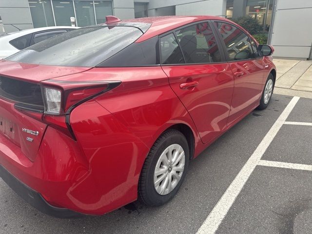 2021 Toyota Prius L Eco