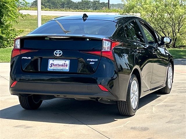 2021 Toyota Prius L Eco