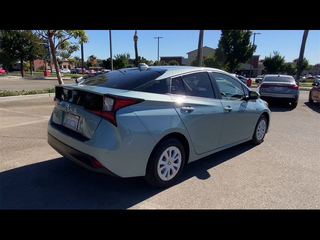 2021 Toyota Prius LE