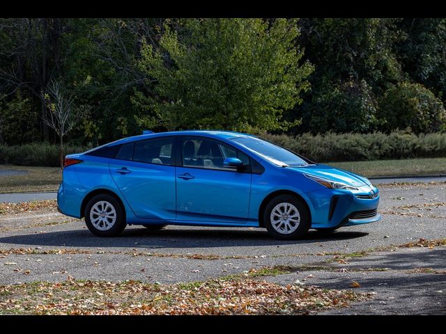 2021 Toyota Prius LE