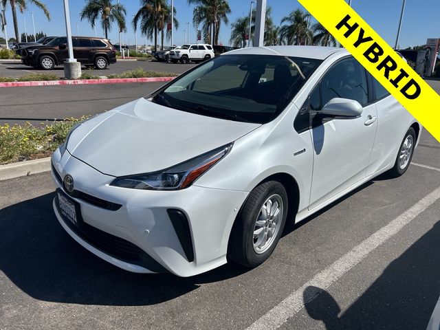 2021 Toyota Prius LE