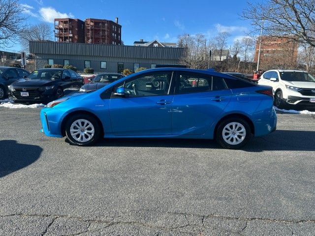 2021 Toyota Prius LE