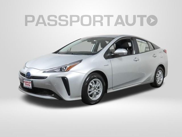 2021 Toyota Prius LE