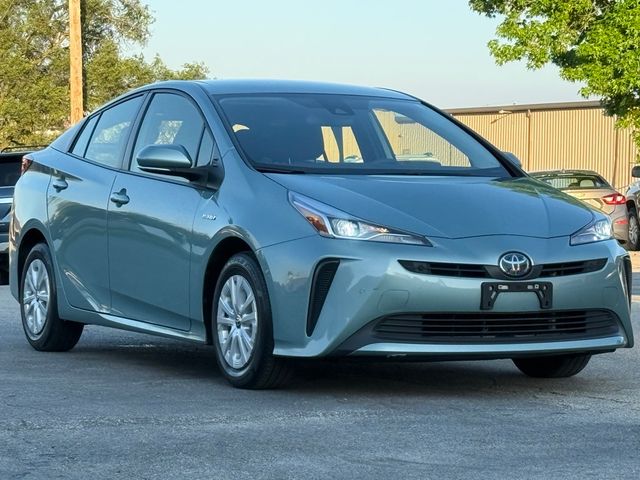 2021 Toyota Prius L Eco