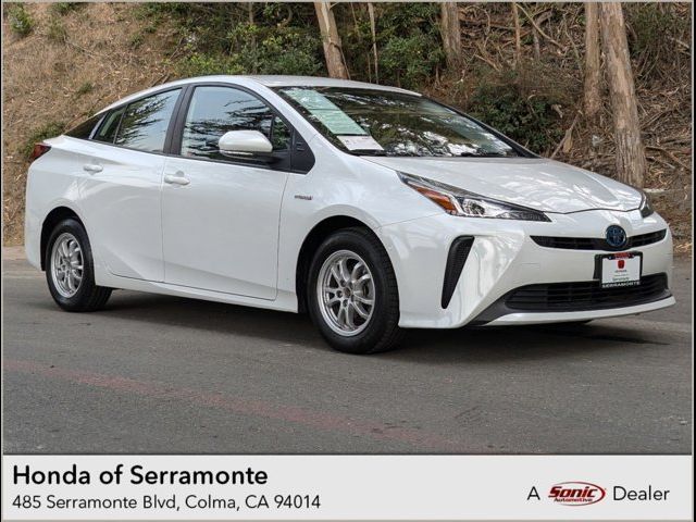 2021 Toyota Prius LE