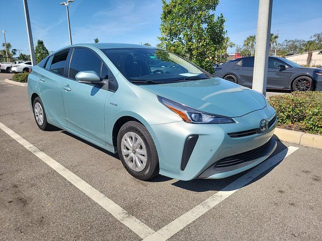 2021 Toyota Prius LE