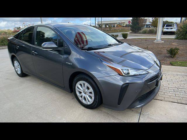 2021 Toyota Prius LE