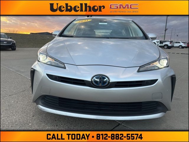 2021 Toyota Prius LE