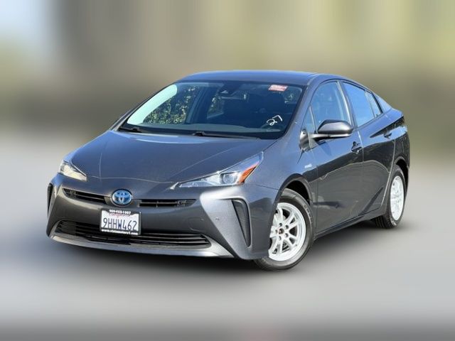 2021 Toyota Prius LE