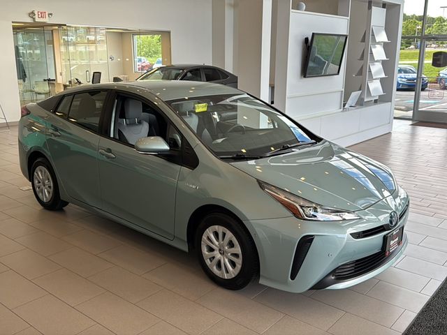 2021 Toyota Prius LE