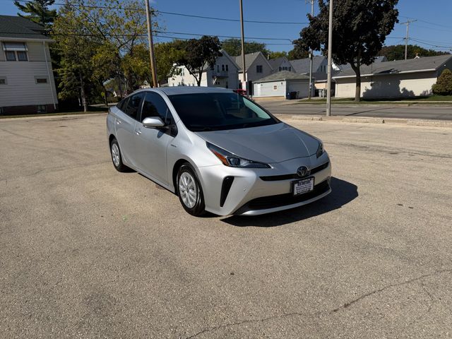 2021 Toyota Prius LE