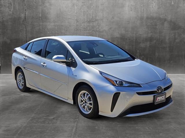 2021 Toyota Prius LE