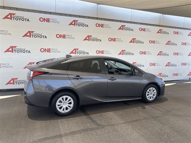 2021 Toyota Prius LE