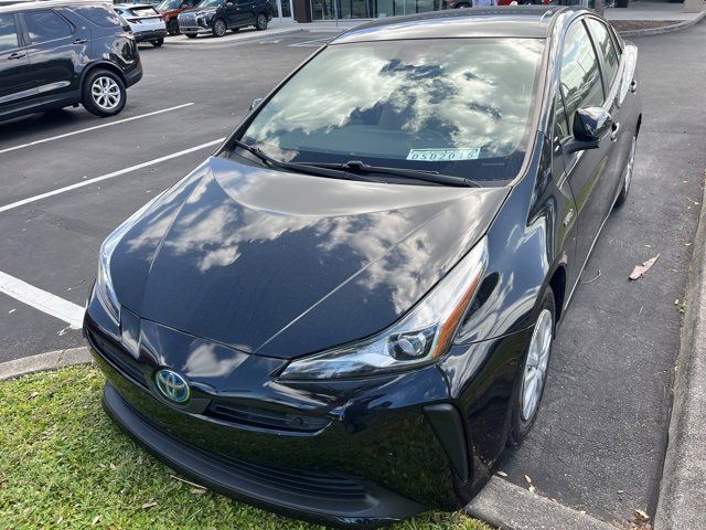 2021 Toyota Prius LE