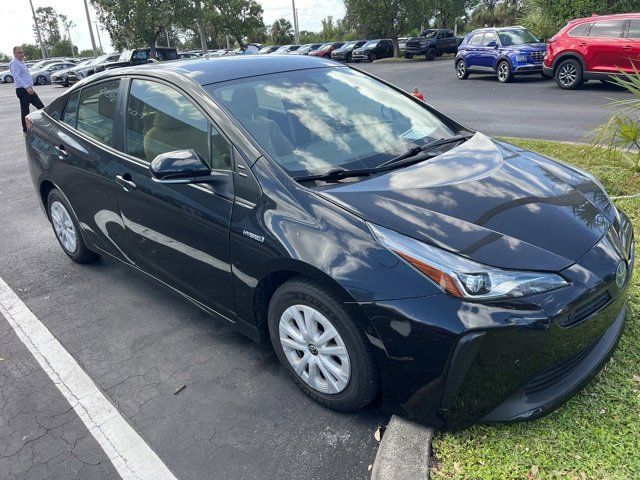 2021 Toyota Prius LE