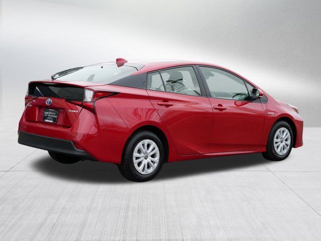 2021 Toyota Prius LE