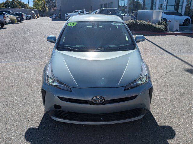 2021 Toyota Prius LE