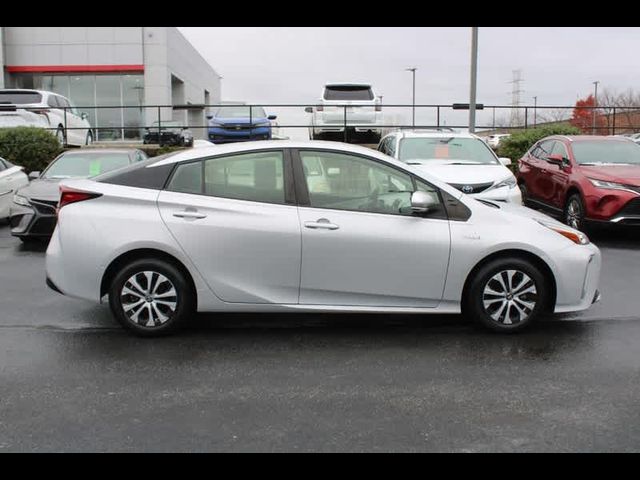 2021 Toyota Prius LE