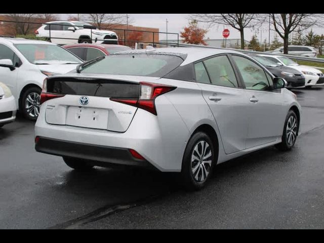 2021 Toyota Prius LE