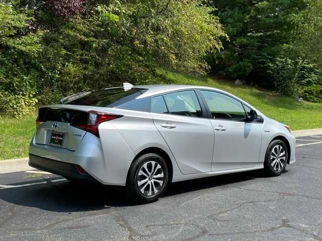 2021 Toyota Prius LE