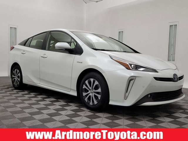 2021 Toyota Prius LE