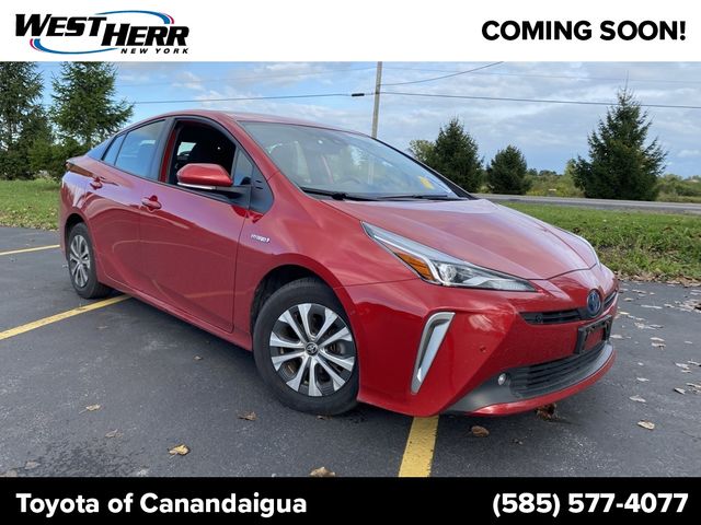 2021 Toyota Prius LE