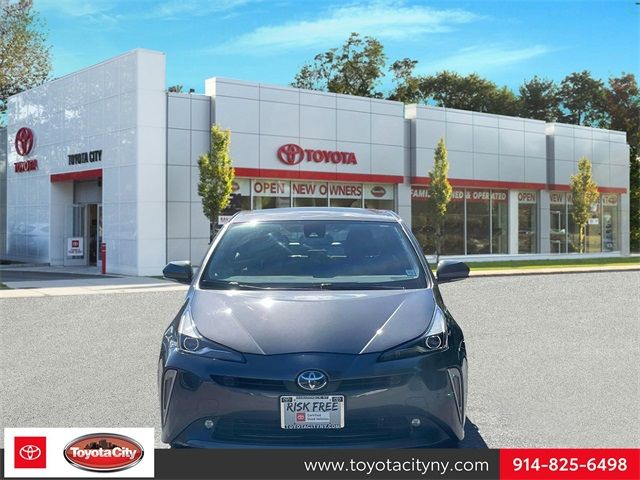 2021 Toyota Prius LE