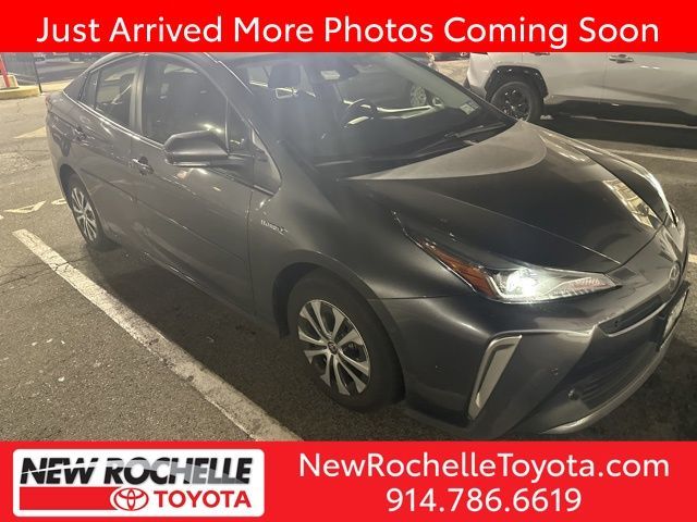 2021 Toyota Prius LE