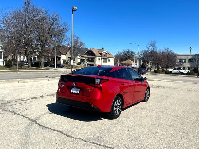 2021 Toyota Prius XLE