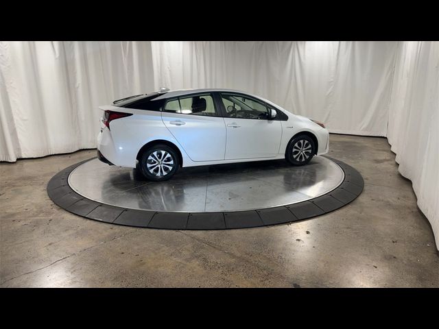 2021 Toyota Prius LE