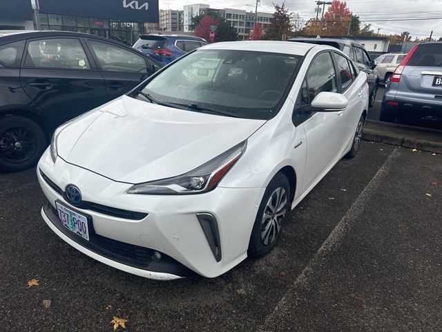 2021 Toyota Prius LE