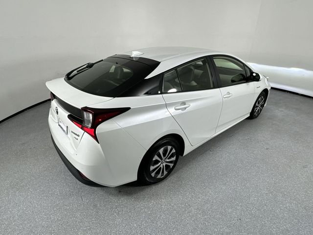 2021 Toyota Prius LE