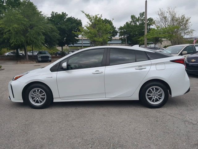 2021 Toyota Prius L Eco