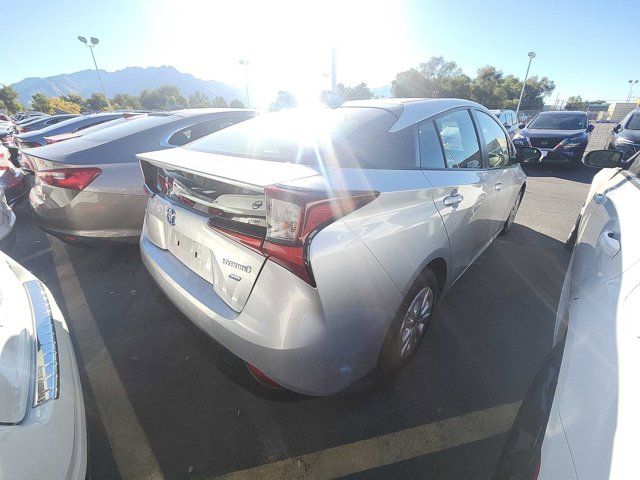 2021 Toyota Prius L Eco