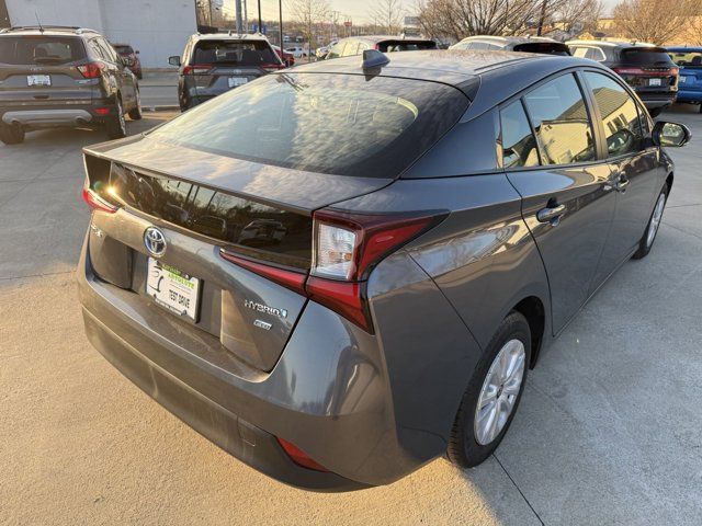 2021 Toyota Prius L Eco