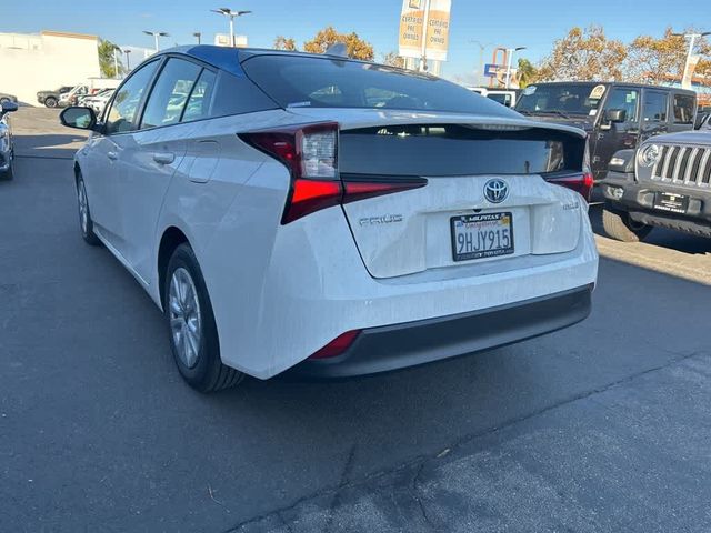 2021 Toyota Prius L Eco