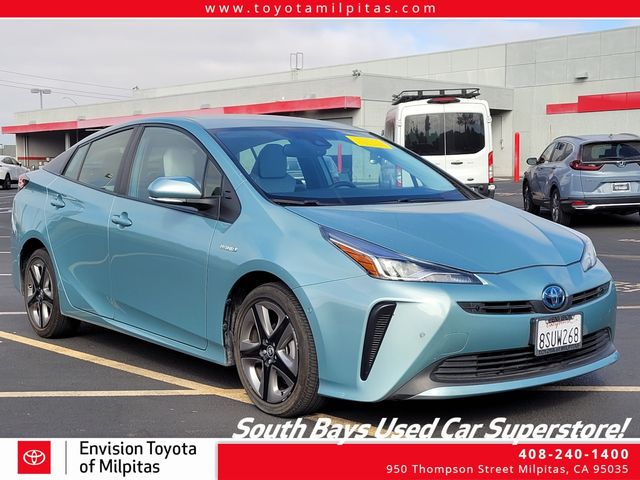 2021 Toyota Prius XLE