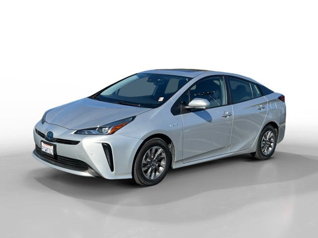 2021 Toyota Prius XLE