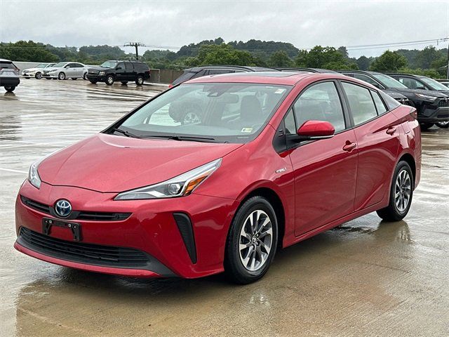 2021 Toyota Prius XLE