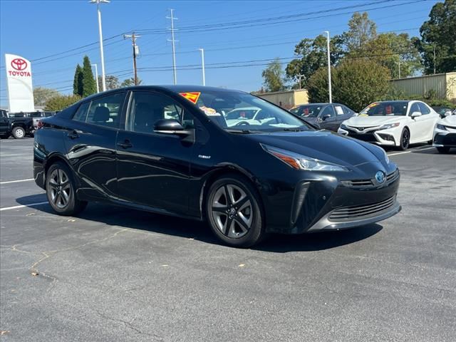 2021 Toyota Prius XLE