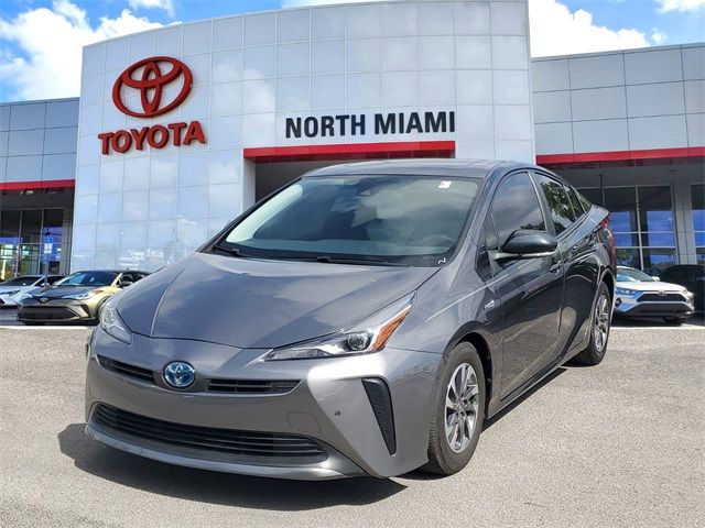 2021 Toyota Prius XLE