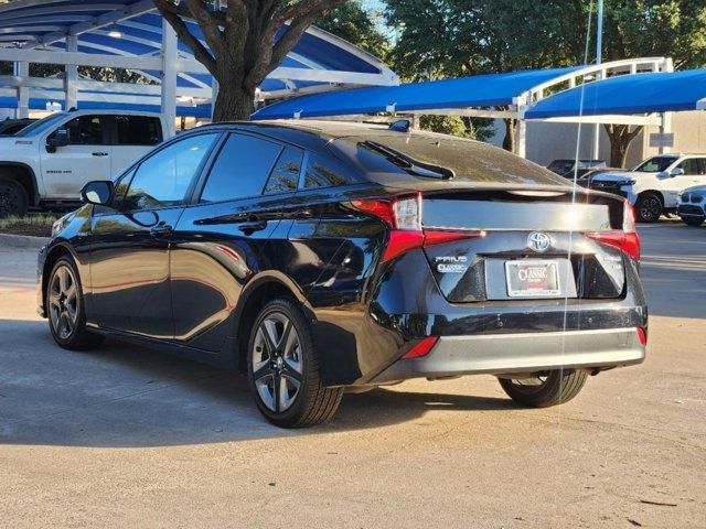 2021 Toyota Prius L Eco