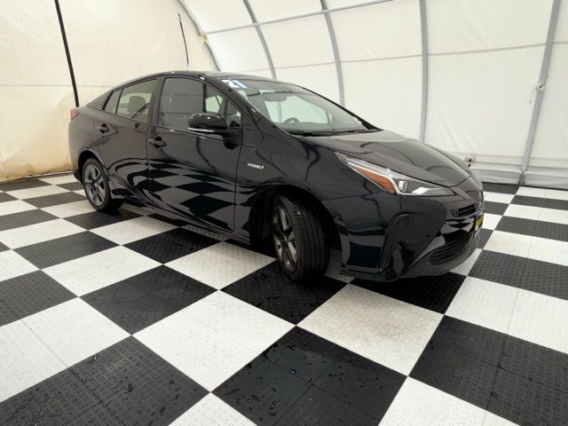 2021 Toyota Prius XLE