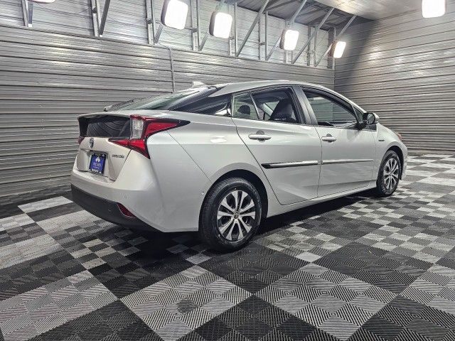 2021 Toyota Prius LE