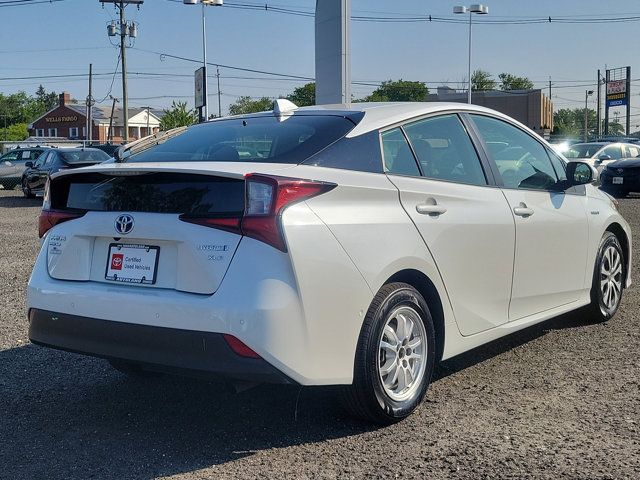 2021 Toyota Prius XLE