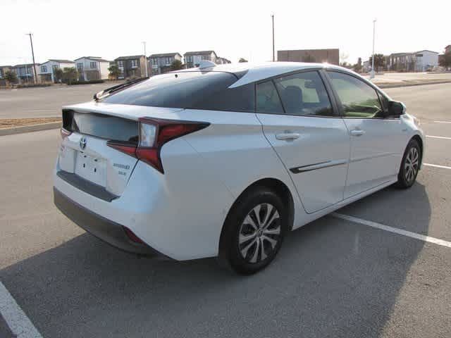 2021 Toyota Prius XLE